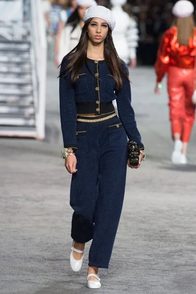 Look 51